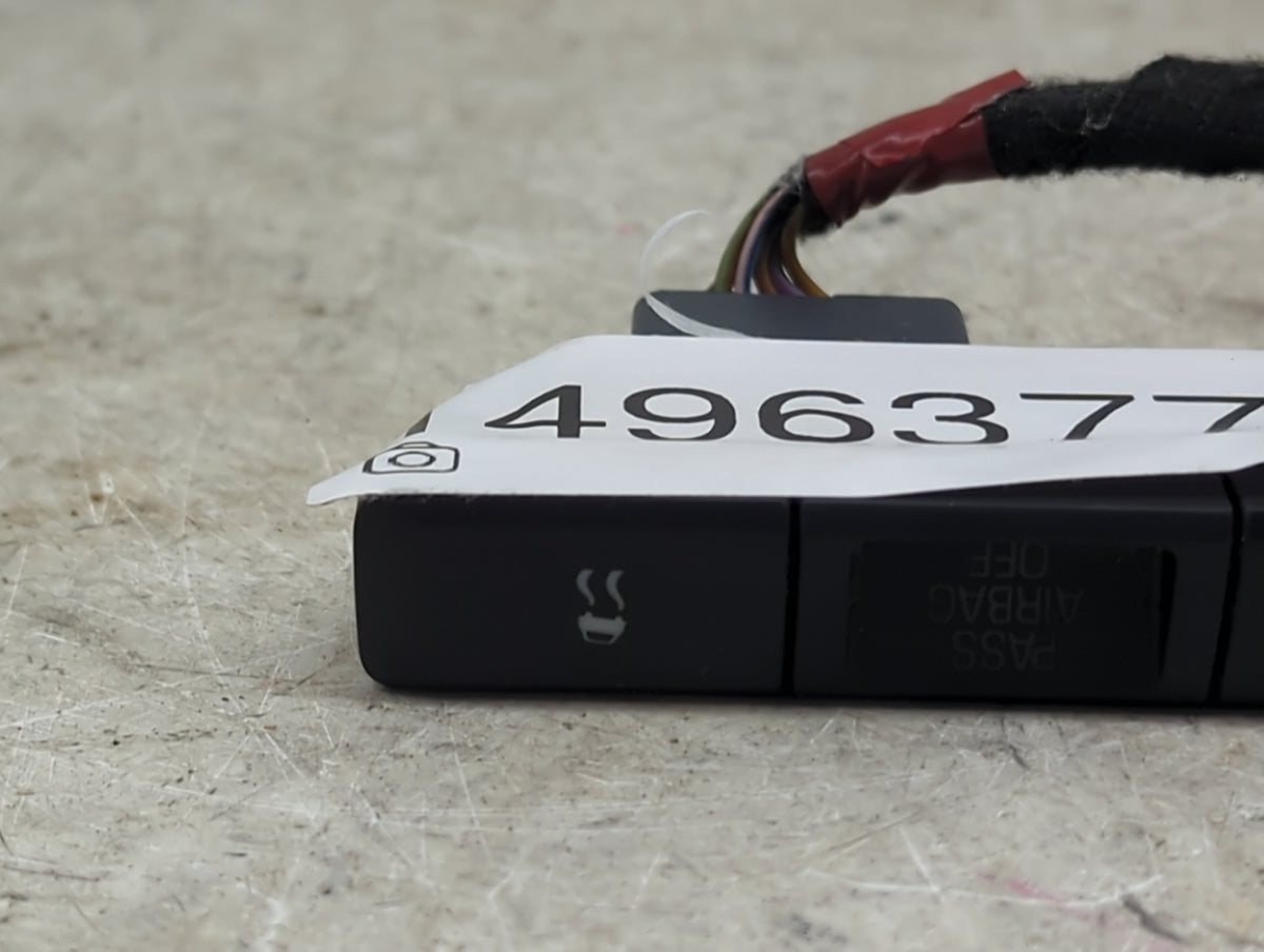 2019 Ford Taurus Hazard Switch - Oemusedautoparts1.com