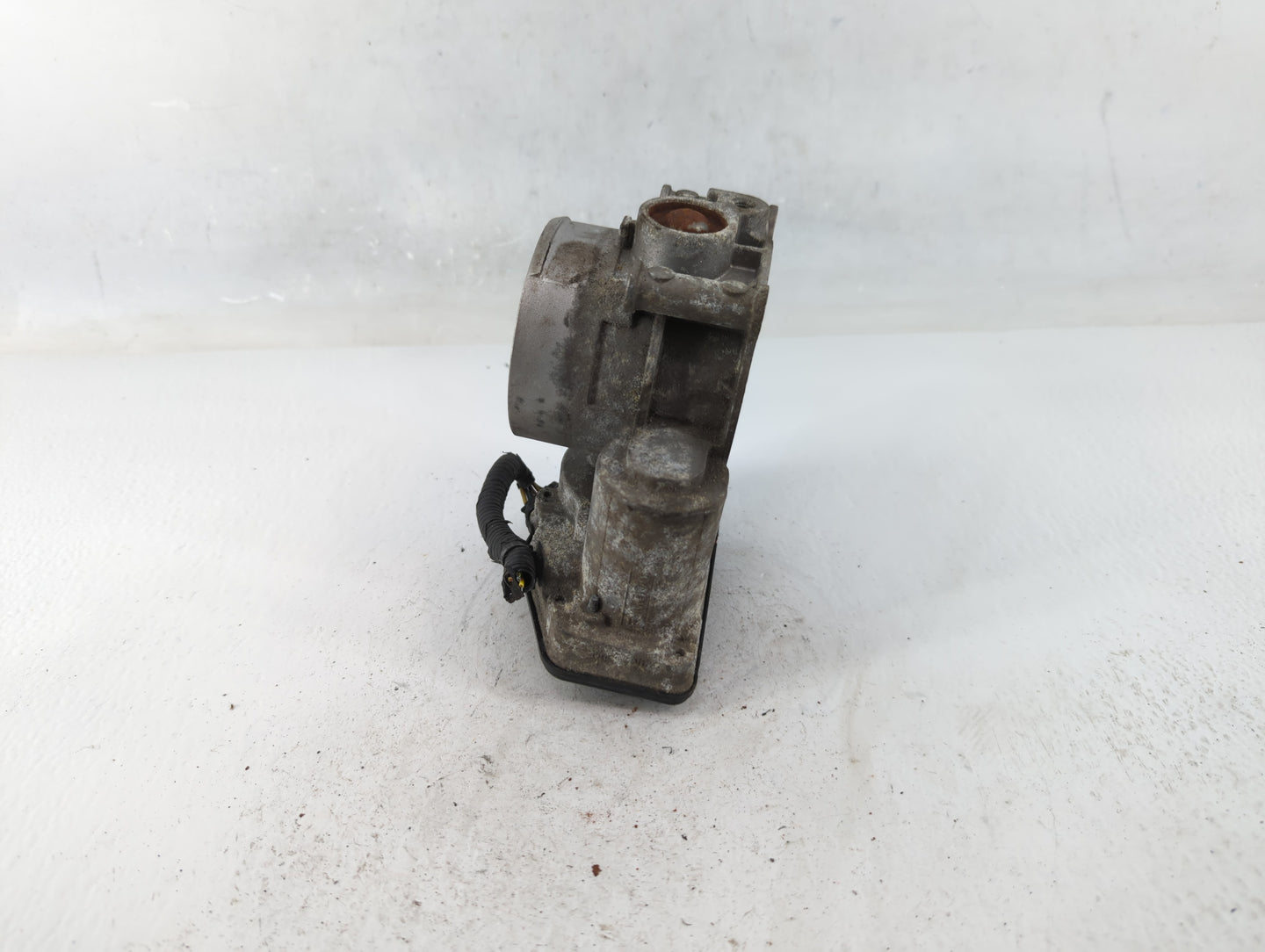 2013-2019 Ford Taurus Throttle Body P/N:16344400068 AT4E-9F991-EL Fits Fits 2011 2012 2013 2014 2015 2016 2017 2018 2019 OEM