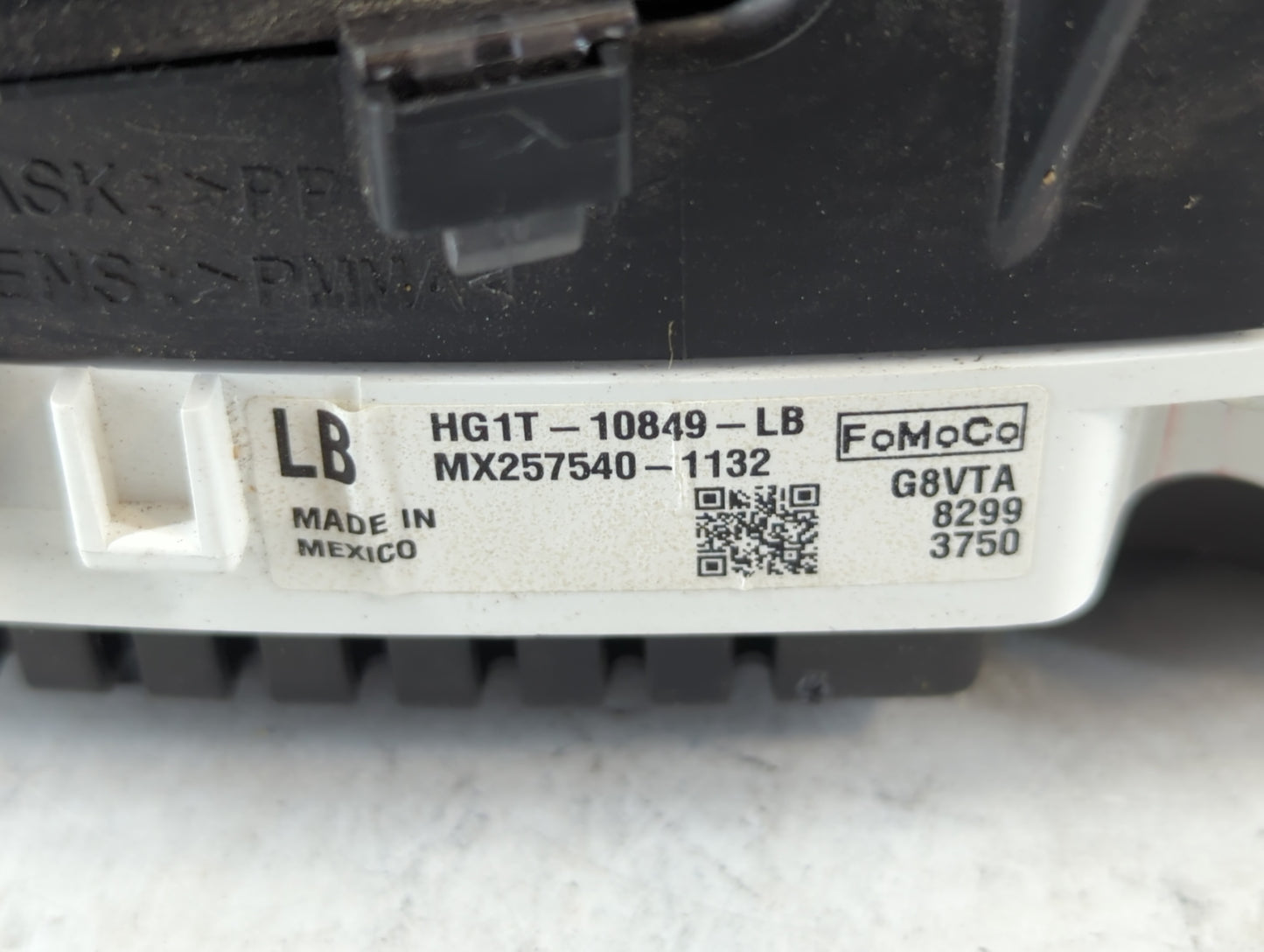 2017-2019 Ford Taurus Instrument Cluster Speedometer Gauges P/N:HG1T-10849-LB Miles: Fits Fits 2017 2018 2019 OEM Used Auto 