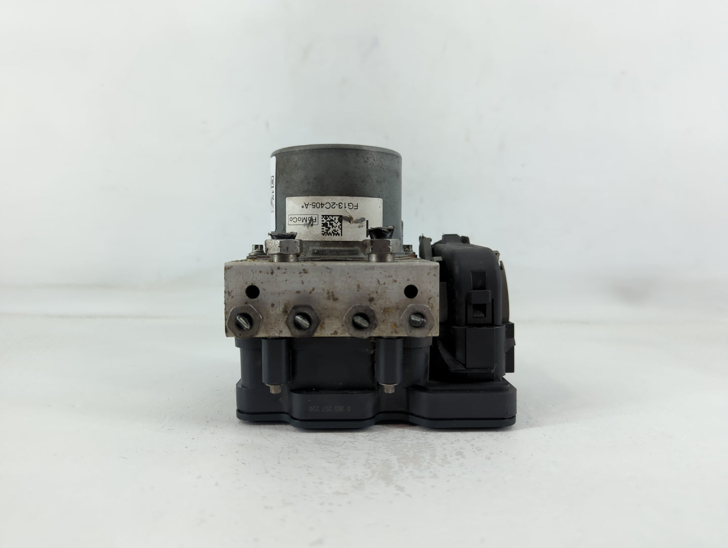 2014-2019 Ford Taurus ABS Pump Control Module Replacement P/N:FG13-2C405-A Fits Fits 2014 2015 2016 2017 2018 2019 OEM Used 