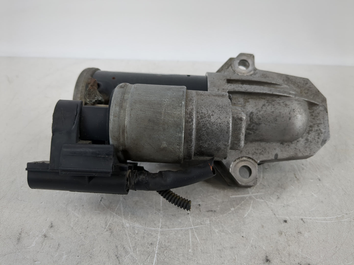 2019-2021 Ford Transit Car Starter Motor Solenoid OEM P/N:KV6T-11000-DA Fits Fits 2019 2020 2021 OEM Used Auto Parts - Oemus
