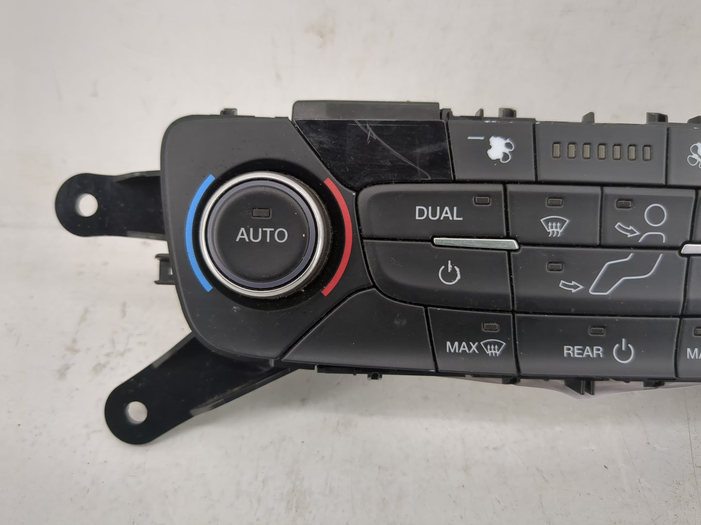 2019-2021 Ford Transit Climate Control Module Temperature AC/Heater Replacement P/N:KT1T-18C612-GAC Fits Fits 2019 2020 2021