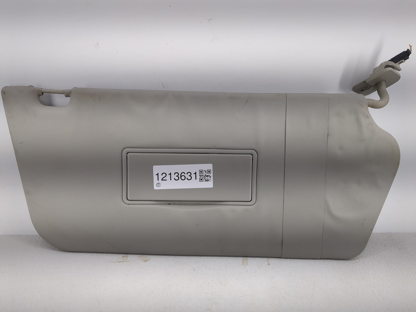 2015-2019 Ford Transit-250 Sun Visor Shade Replacement Passenger Right Mirror Fits Fits 2015 2016 2017 2018 2019 OEM Used Au