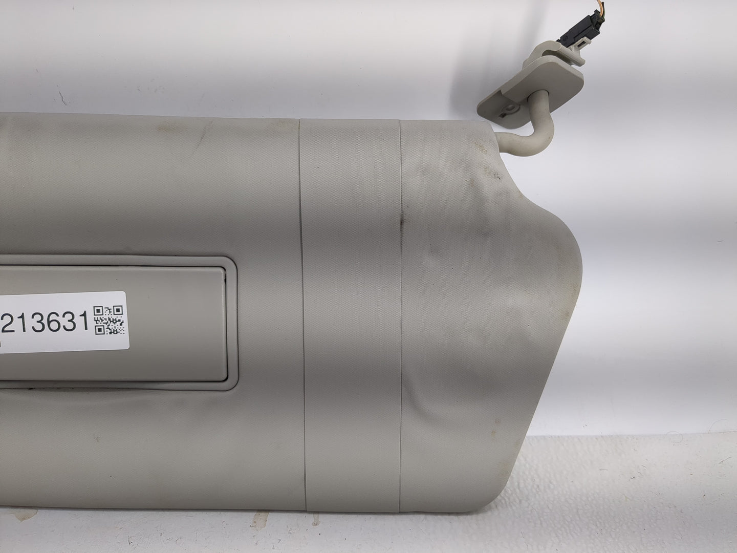 2015-2019 Ford Transit-250 Sun Visor Shade Replacement Passenger Right Mirror Fits Fits 2015 2016 2017 2018 2019 OEM Used Au