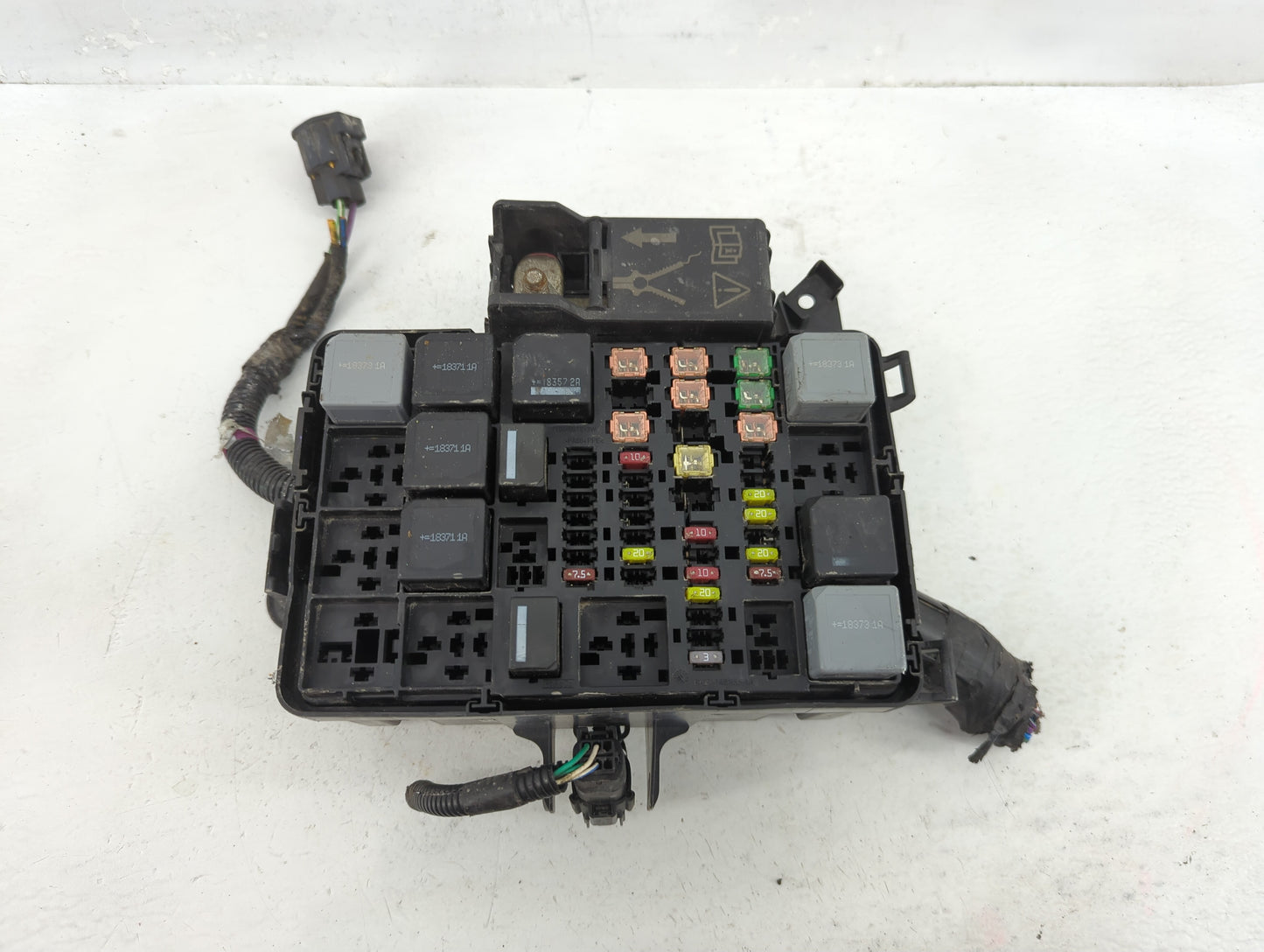2017-2019 Ford Transit-250 Fusebox Fuse Box Panel Relay Module P/N:BK2T-14A175-AA Fits Fits 2017 2018 2019 OEM Used Auto Par