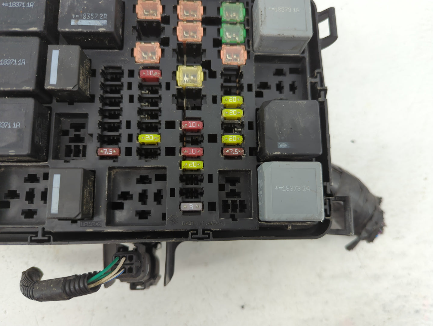 2017-2019 Ford Transit-250 Fusebox Fuse Box Panel Relay Module P/N:BK2T-14A175-AA Fits Fits 2017 2018 2019 OEM Used Auto Par