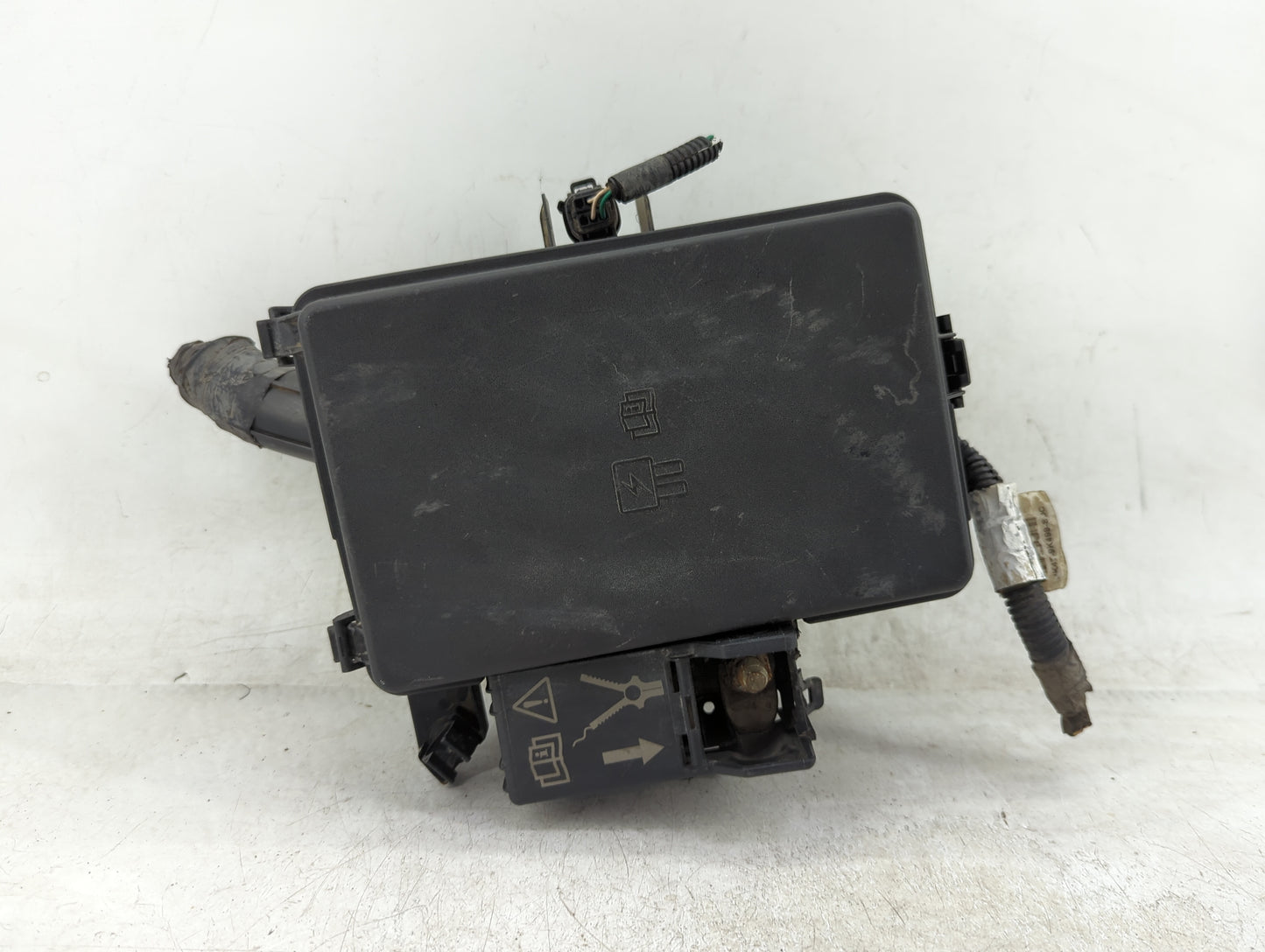 2017-2019 Ford Transit-250 Fusebox Fuse Box Panel Relay Module P/N:BK2T-14A175-AA Fits Fits 2017 2018 2019 OEM Used Auto Par