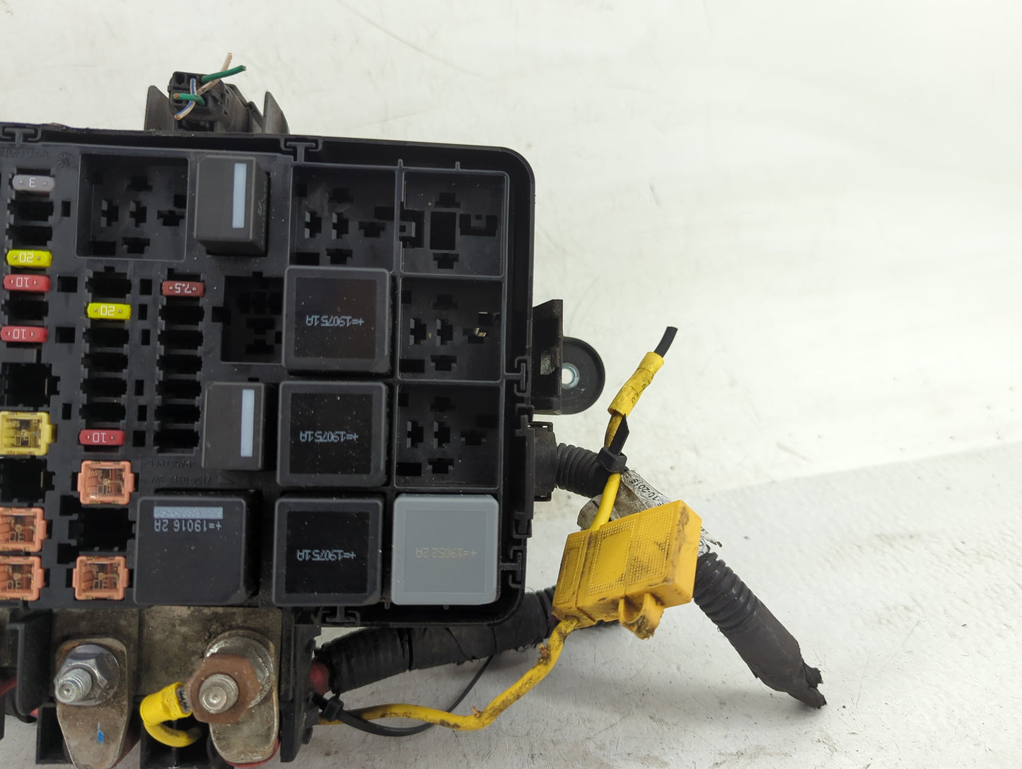 2017-2019 Ford Transit-250 Fusebox Fuse Box Panel Relay Module P/N:BK2T-14A175-AA Fits Fits 2017 2018 2019 OEM Used Auto Par