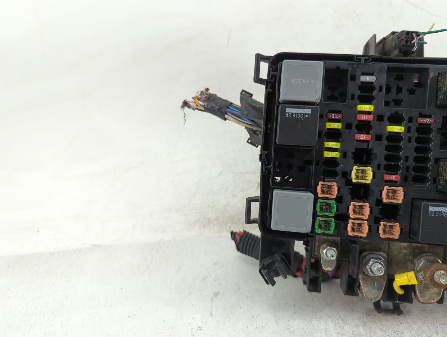 2017-2019 Ford Transit-250 Fusebox Fuse Box Panel Relay Module P/N:BK2T-14A175-AA Fits Fits 2017 2018 2019 OEM Used Auto Par