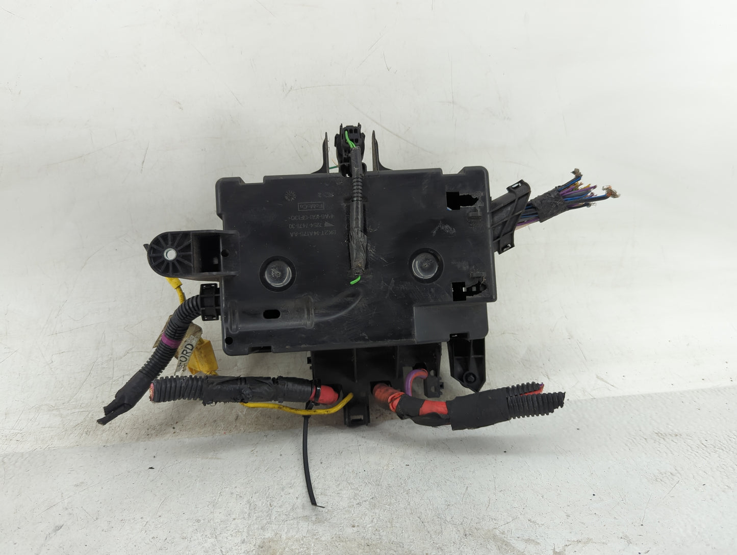 2017-2019 Ford Transit-250 Fusebox Fuse Box Panel Relay Module P/N:BK2T-14A175-AA Fits Fits 2017 2018 2019 OEM Used Auto Par