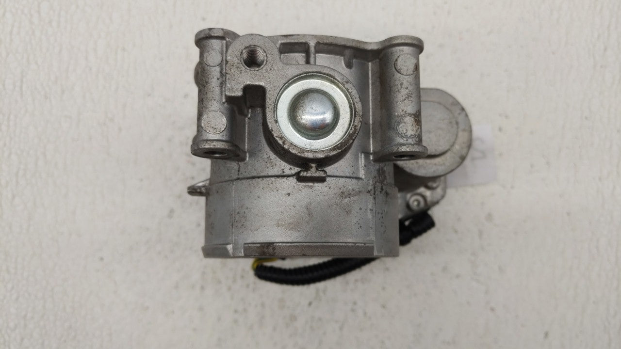 2015-2019 Ford Transit-250 Throttle Body P/N:AT4E-9F991-EL AT4E-EH Fits Fits 2011 2012 2013 2014 2015 2016 2017 2018 2019 OE