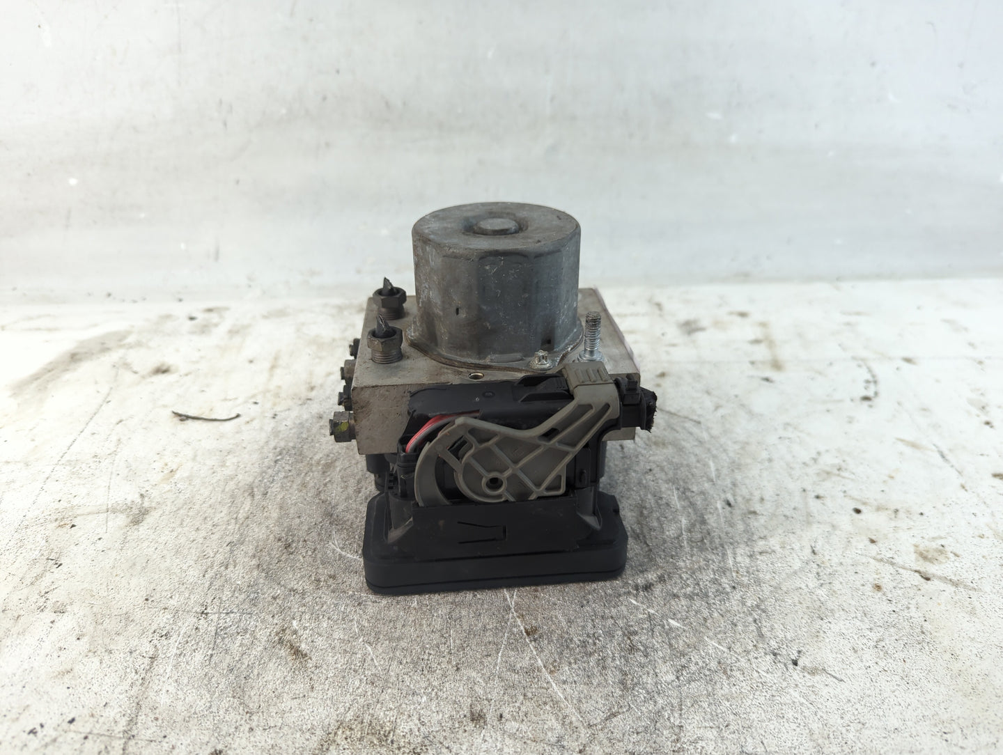 2015-2019 Ford Transit-250 ABS Pump Control Module Replacement P/N:FK41-2C405-AC Fits Fits 2015 2016 2017 2018 2019 OEM Used