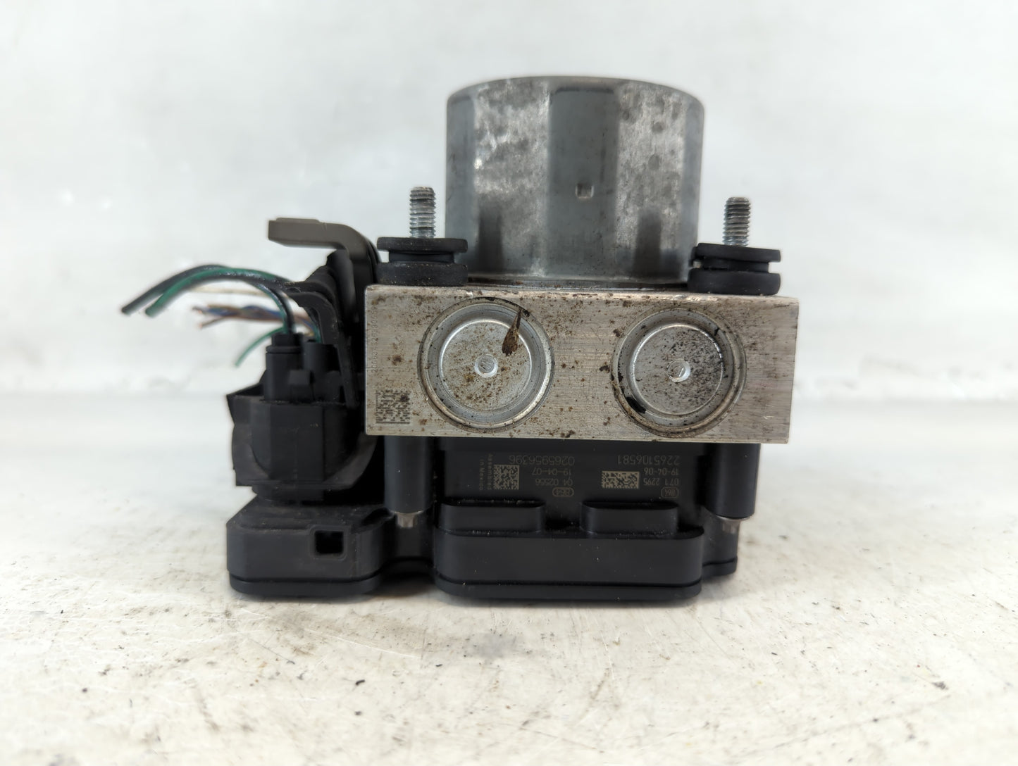 2015-2019 Ford Transit-350 ABS Pump Control Module Replacement P/N:269 794 FK41-2C405-AC Fits Fits 2015 2016 2017 2018 2019 