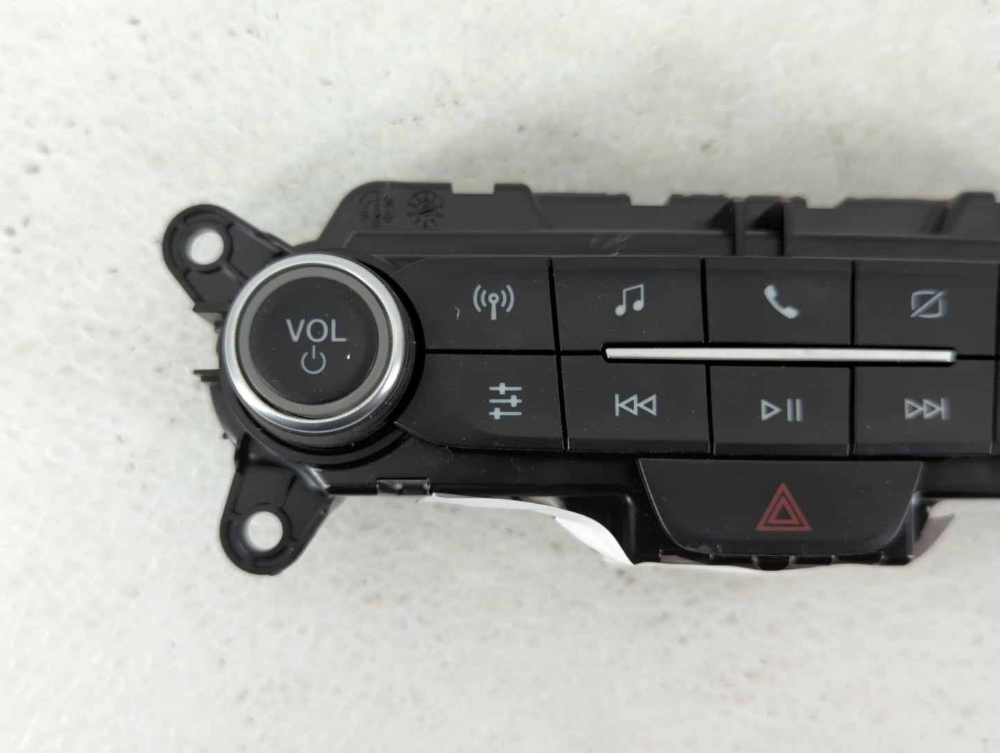 Ford Transit Radio Control Panel - Oemusedautoparts1.com