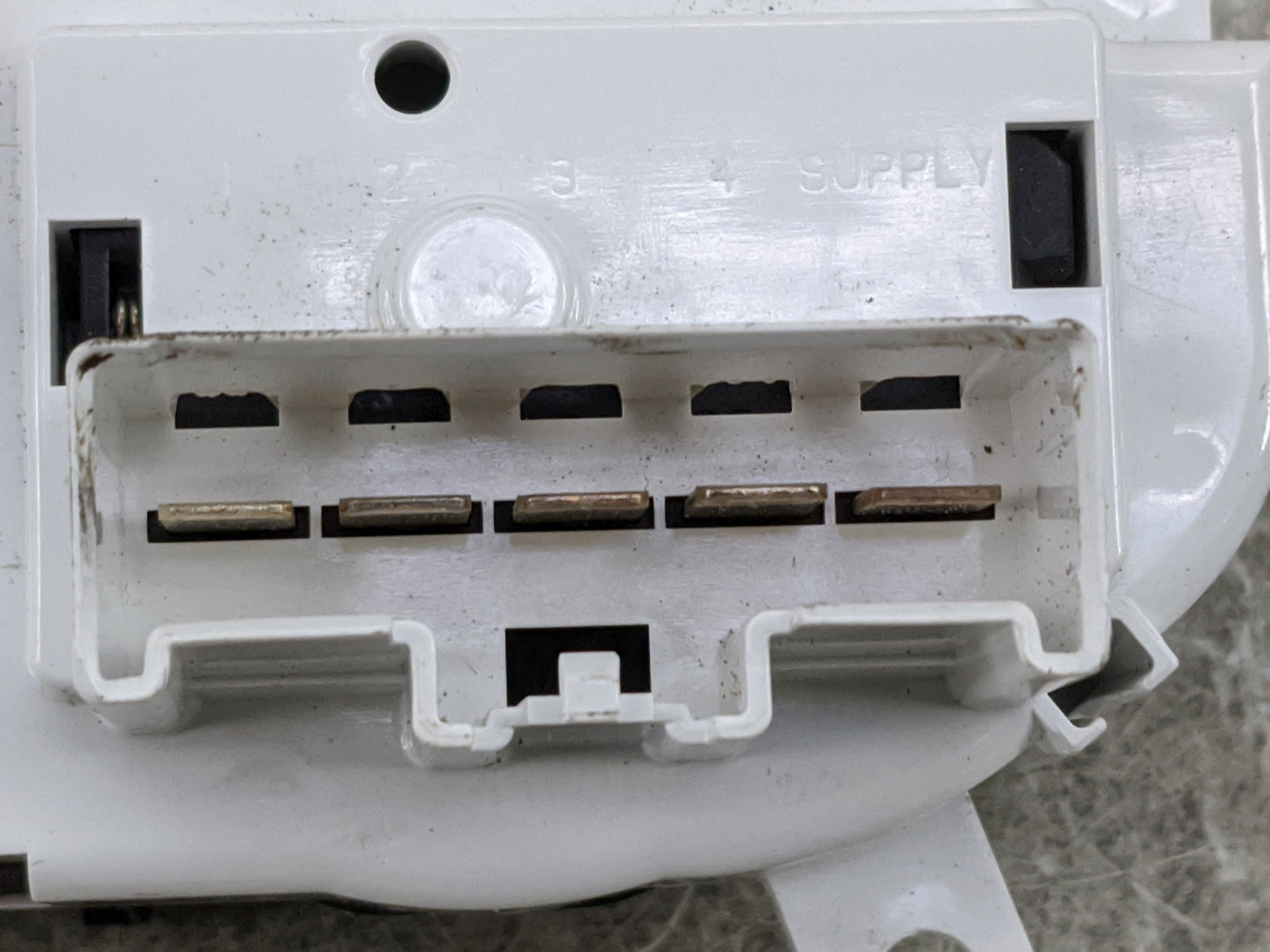 2019 Ford Transit 150 Climate Control Module Temperature AC/Heater Replacement P/N:BM5T-18549 BM5T-19980 Fits OEM Used Auto 