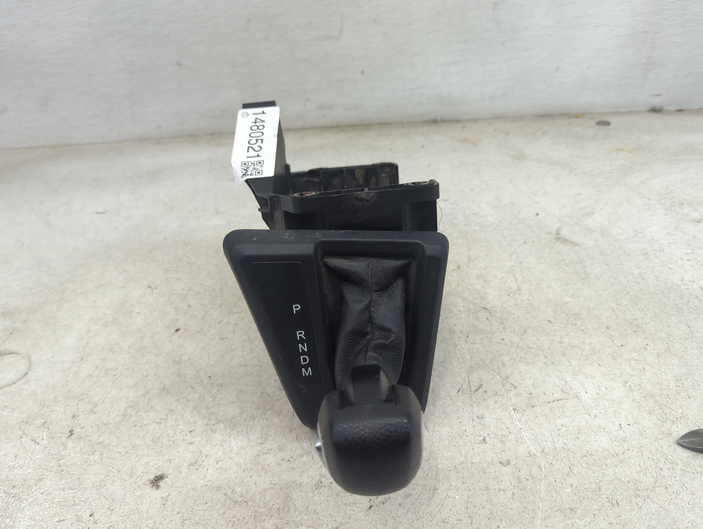 2019 Ford Transit 150 Floor Console Assembly Shifter - Oemusedautoparts1.com