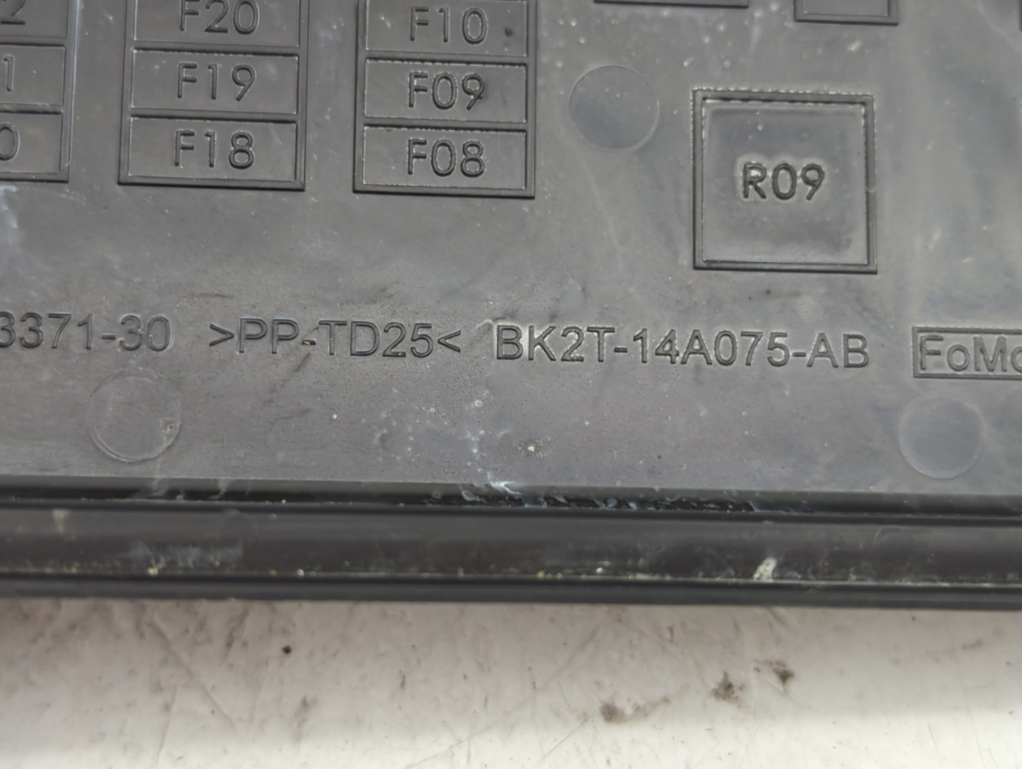 2019 Ford Transit 250 Fusebox Fuse Box Panel Relay Module P/N:BK2T-14A075-AB Fits Fits 2017 2018 OEM Used Auto Parts - Oemus