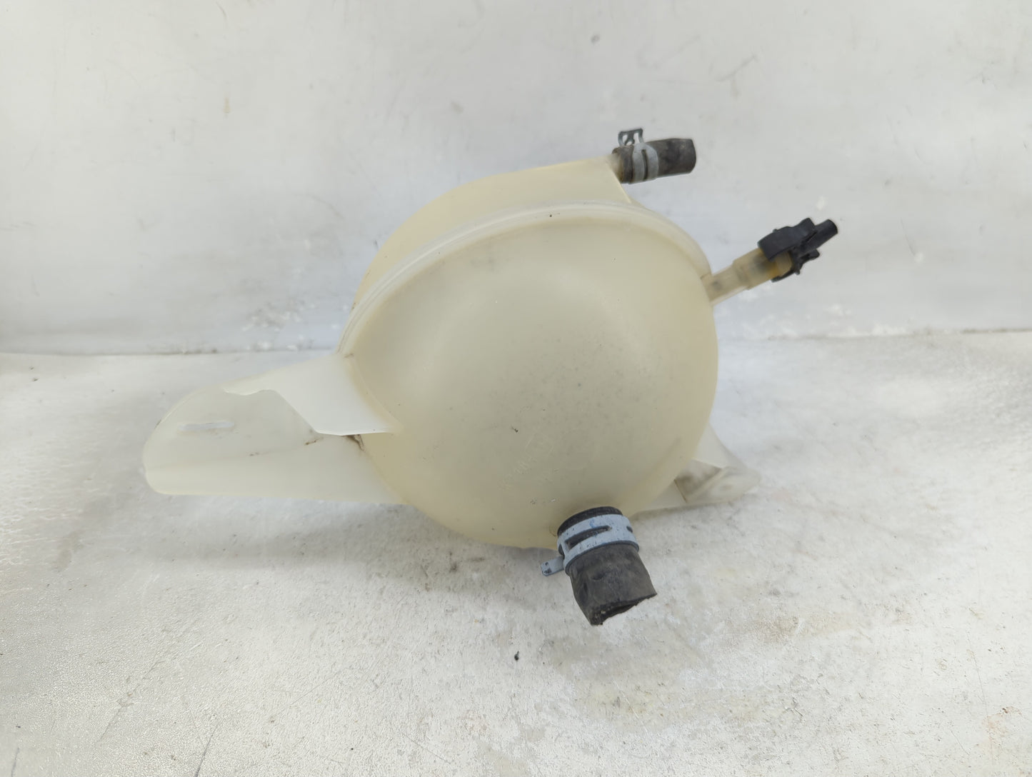 Ford Transit 250 Radiator Coolant Overflow Expansion Tank Bottle - Oemusedautoparts1.com