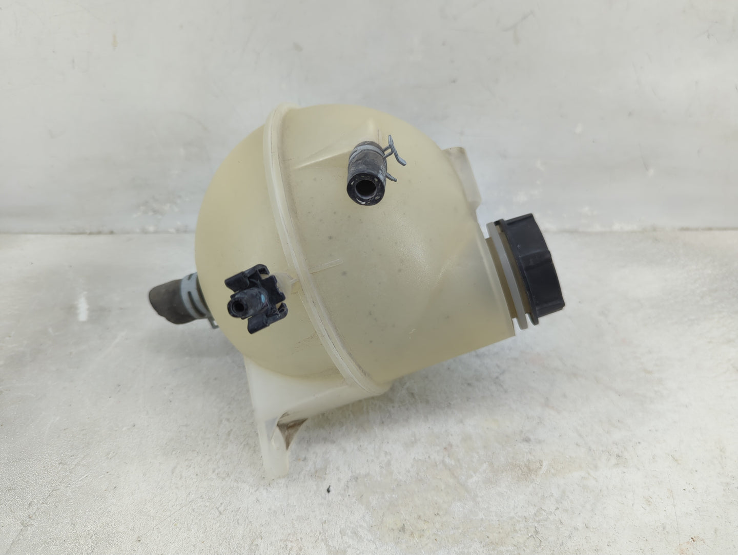 Ford Transit 250 Radiator Coolant Overflow Expansion Tank Bottle - Oemusedautoparts1.com
