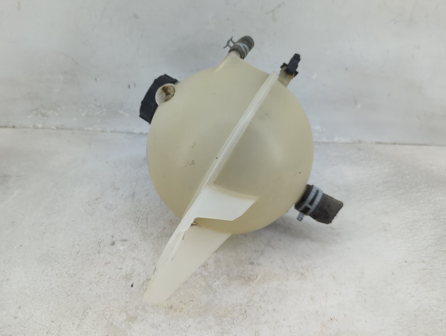 Ford Transit 250 Radiator Coolant Overflow Expansion Tank Bottle - Oemusedautoparts1.com