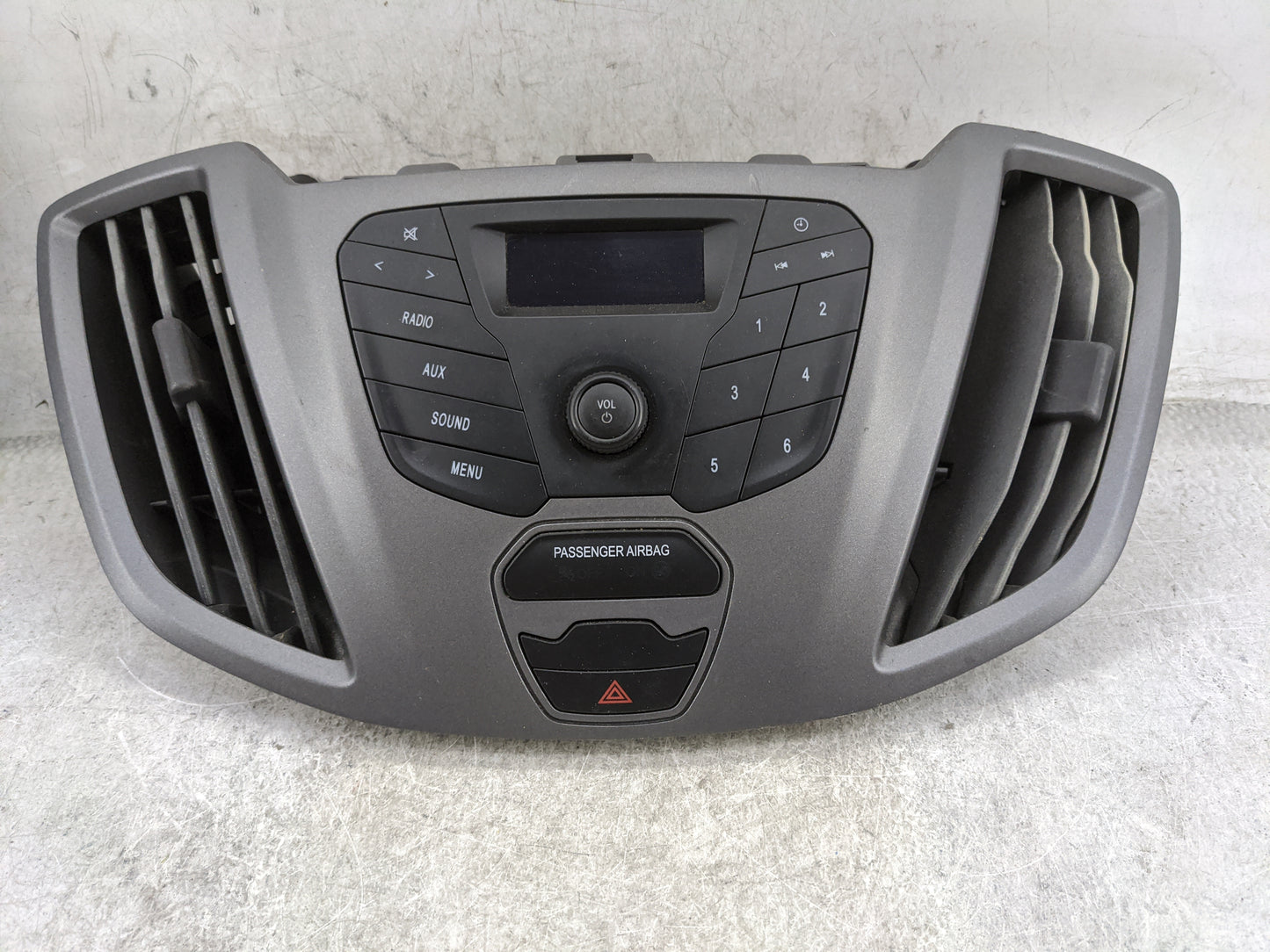 2019 Ford Transit 250 Radio AM FM Cd Player Receiver Replacement P/N:S6YKB Fits OEM Used Auto Parts - Oemusedautoparts1.com