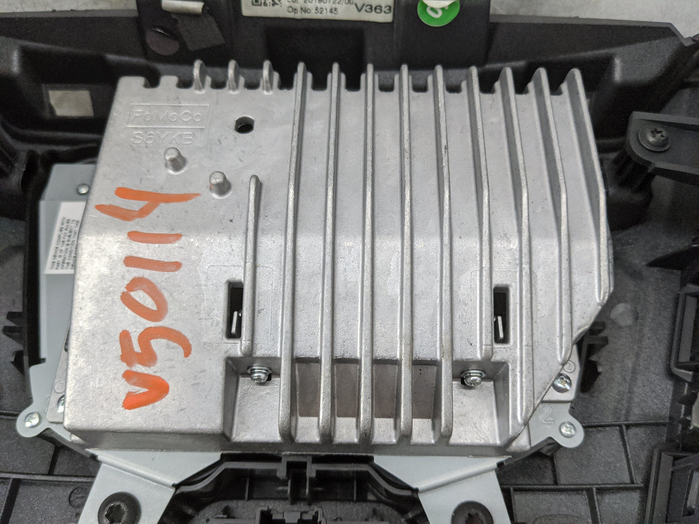 2019 Ford Transit 250 Radio AM FM Cd Player Receiver Replacement P/N:S6YKB Fits OEM Used Auto Parts - Oemusedautoparts1.com
