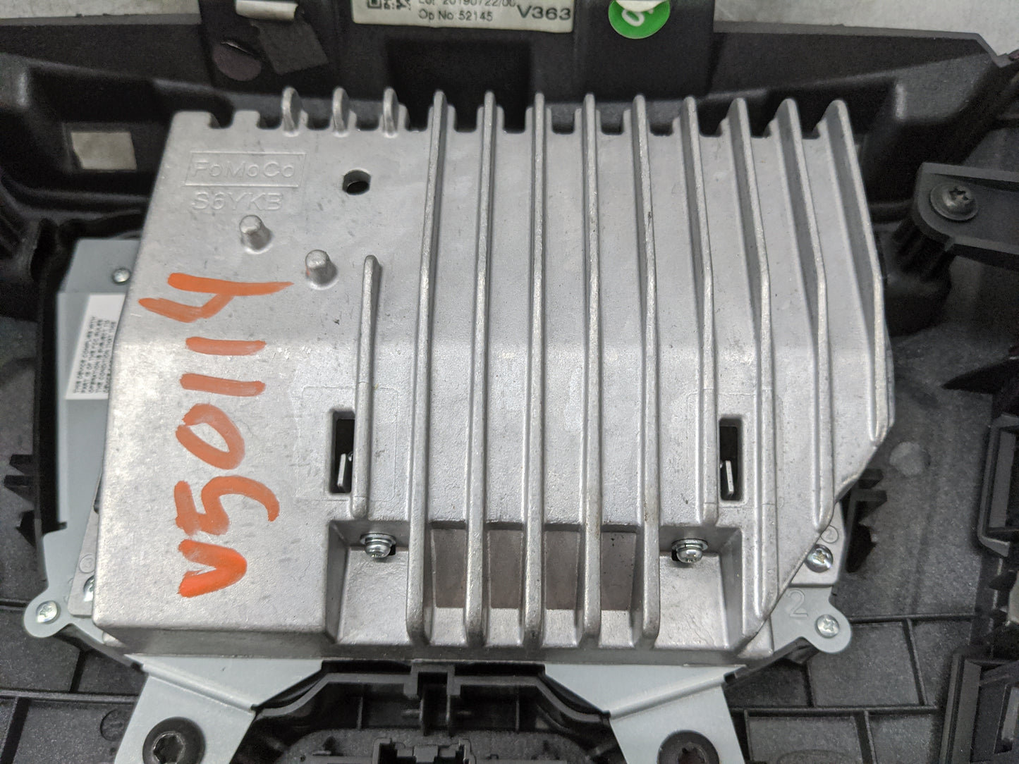 2019 Ford Transit 250 Radio AM FM Cd Player Receiver Replacement P/N:S6YKB Fits OEM Used Auto Parts - Oemusedautoparts1.com