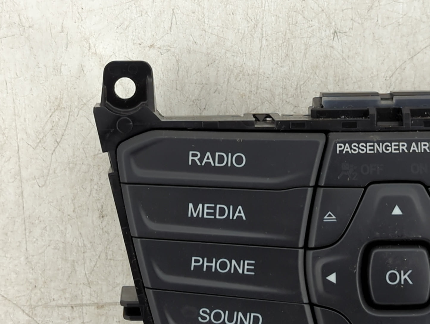 Ford Transit 250 Radio Control Panel 1476466 - Oemusedautoparts1.com