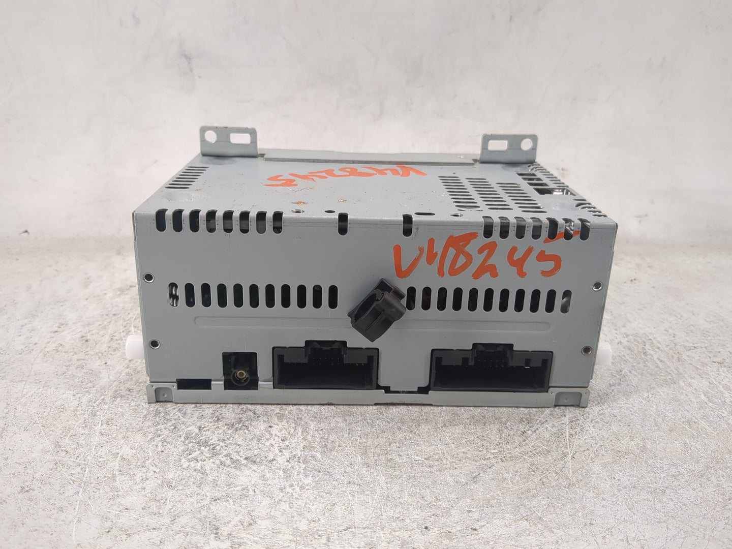 2019 Ford Transit 250 Radio AM FM Cd Player Receiver Replacement P/N:PU-3900V-G GK4T-19C107-AB Fits Fits 2017 2018 OEM Used 