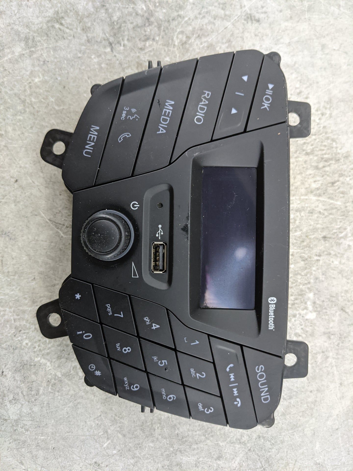 2019 Ford Transit 350 Radio AM FM Cd Player Receiver Replacement P/N:276-1901-09 Fits OEM Used Auto Parts - Oemusedautoparts