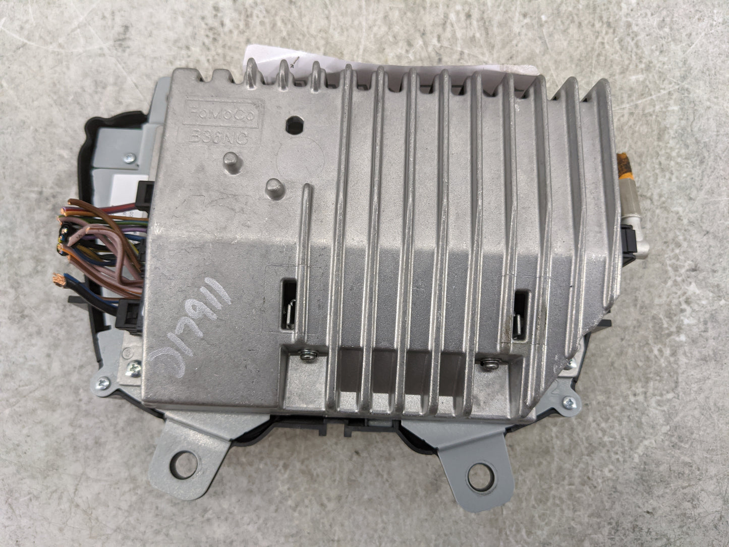 2019 Ford Transit 350 Radio AM FM Cd Player Receiver Replacement P/N:276-1901-09 Fits OEM Used Auto Parts - Oemusedautoparts