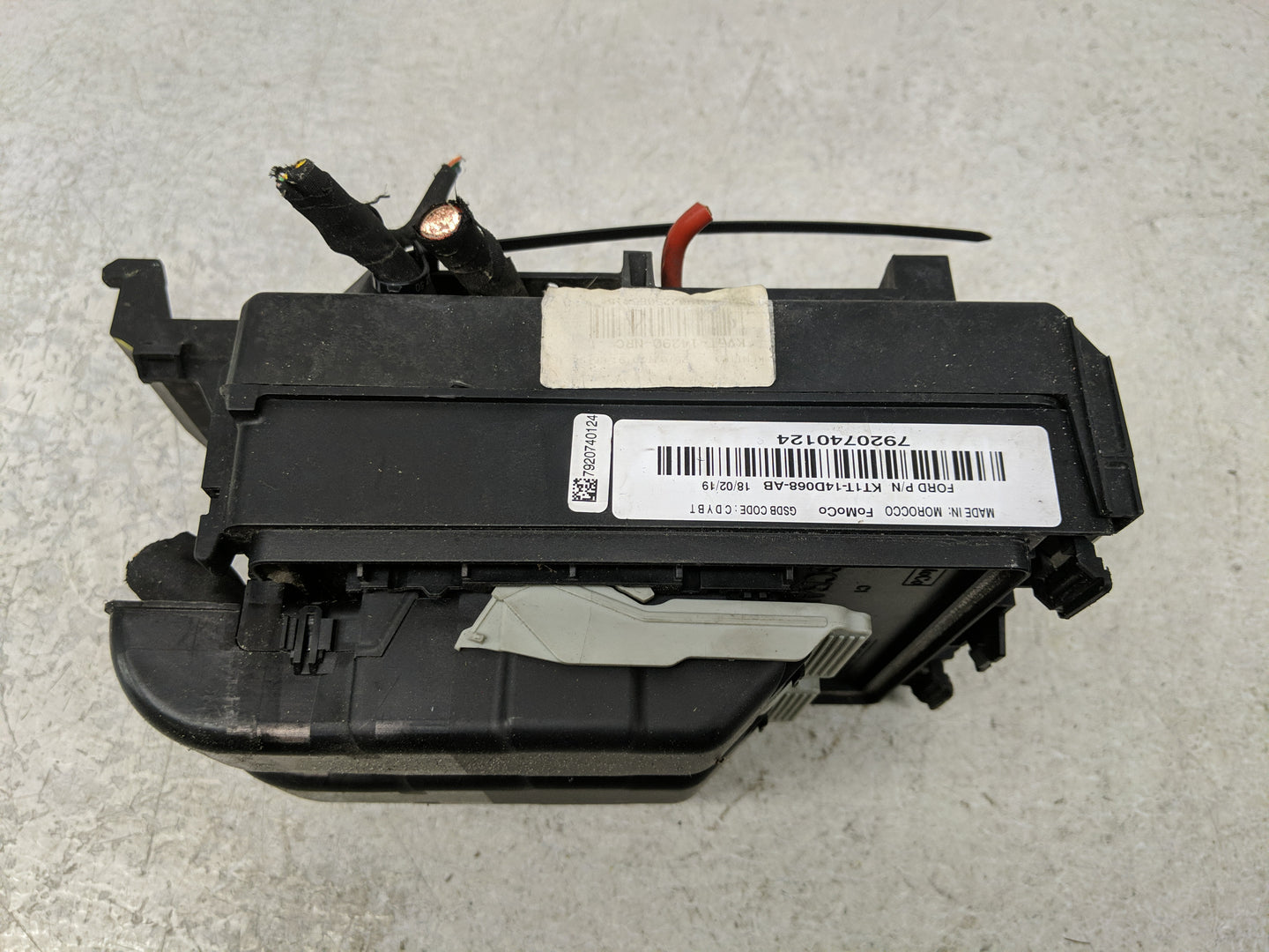 2019-2021 Ford Transit Connect Fusebox Fuse Box Panel Relay Module P/N:KT1T-14A094-AC Fits Fits 2019 2020 2021 OEM Used Auto