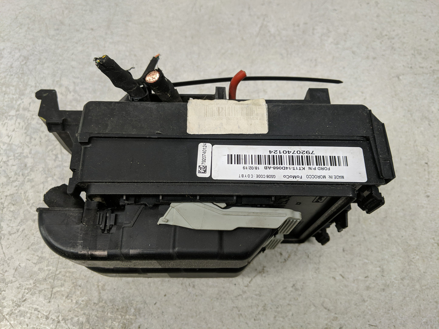 2019-2021 Ford Transit Connect Fusebox Fuse Box Panel Relay Module P/N:KT1T-14A094-AC Fits Fits 2019 2020 2021 OEM Used Auto