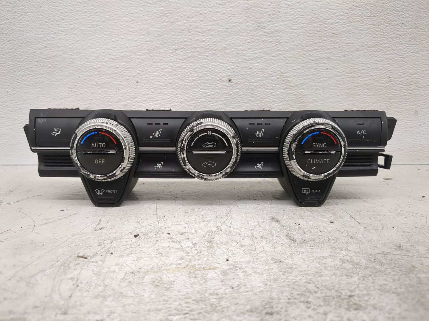 2019-2021 Genesis G70 Climate Control Module Temperature AC/Heater Replacement Fits Fits 2019 2020 2021 OEM Used Auto Parts 