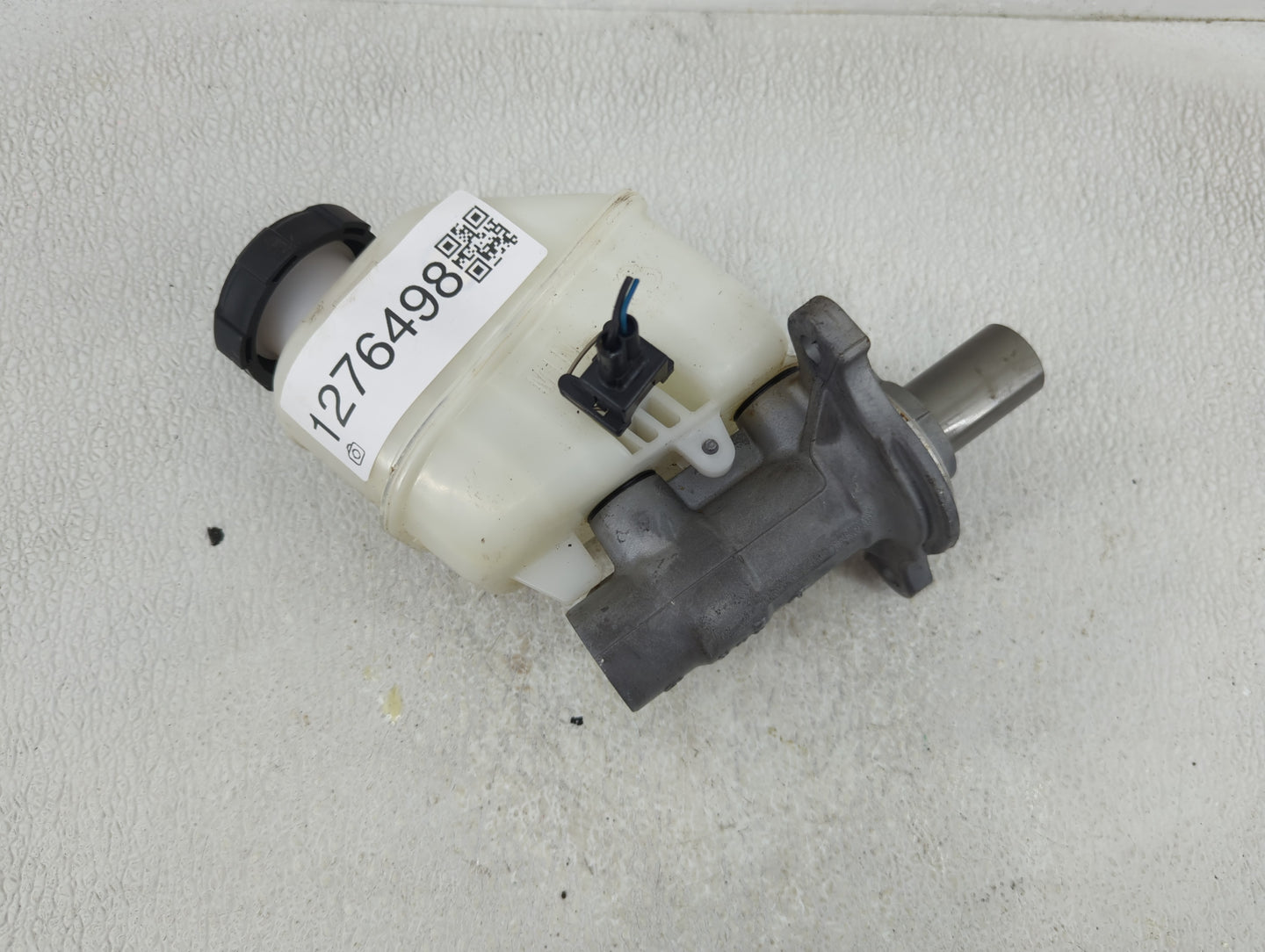2019-2021 Genesis G70 Brake Master Cylinder - Oemusedautoparts1.com