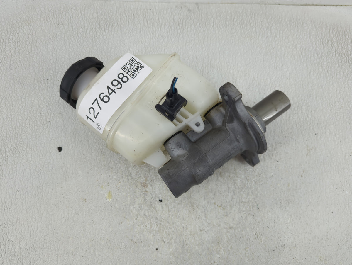 2019-2021 Genesis G70 Brake Master Cylinder - Oemusedautoparts1.com
