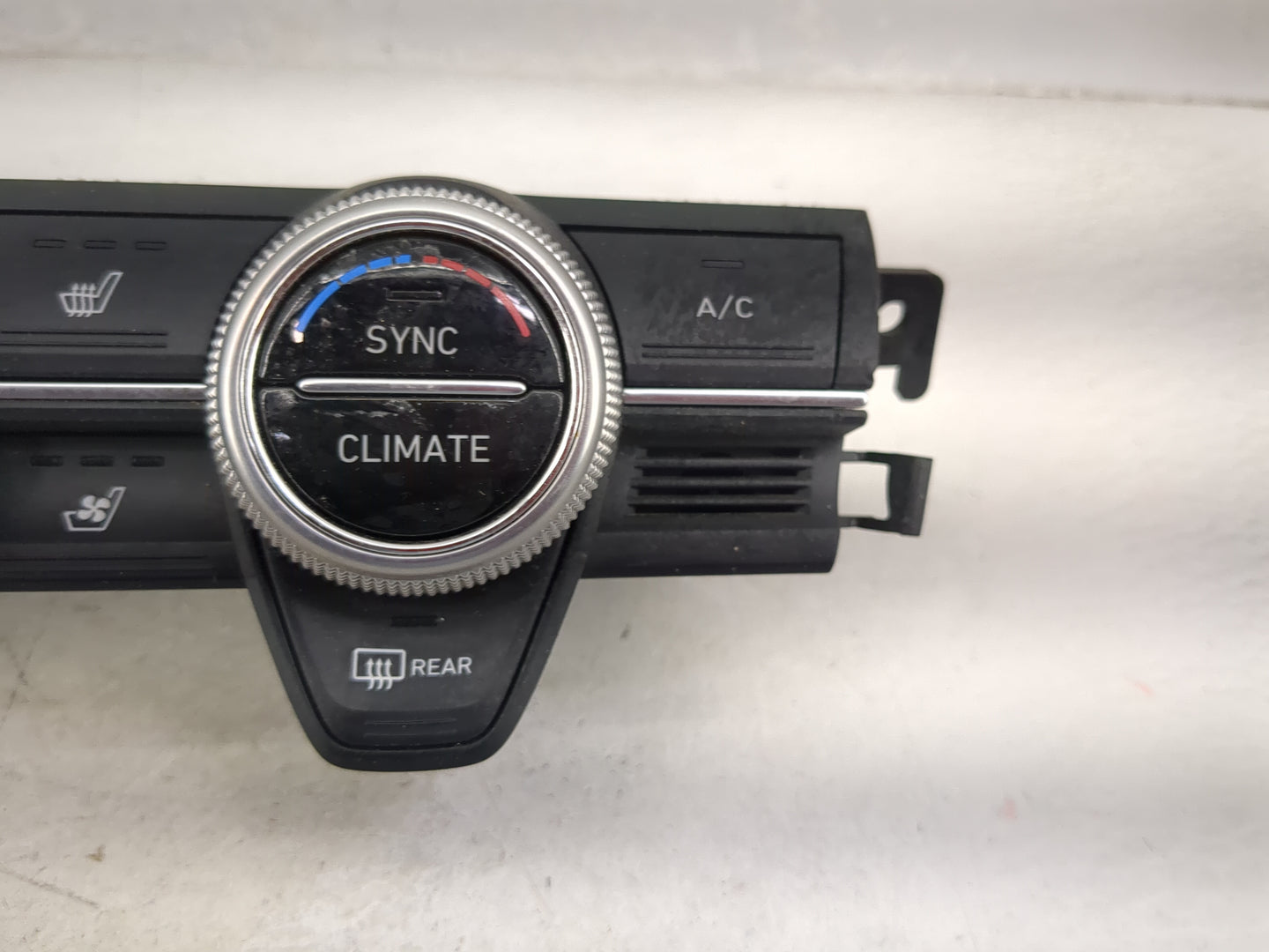 2019-2021 Genesis G70 Climate Control Module Temperature AC/Heater Replacement P/N:97250-G9030 T180919WK11A0047 Fits OEM Use