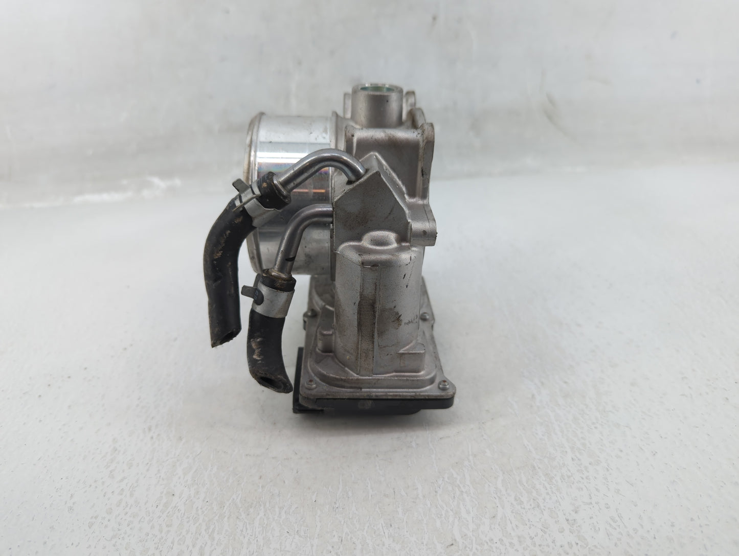 2019-2021 Genesis G70 Throttle Body P/N:35100-3L000 Fits Fits 2017 2018 2019 2020 2021 OEM Used Auto Parts - Oemusedautopart