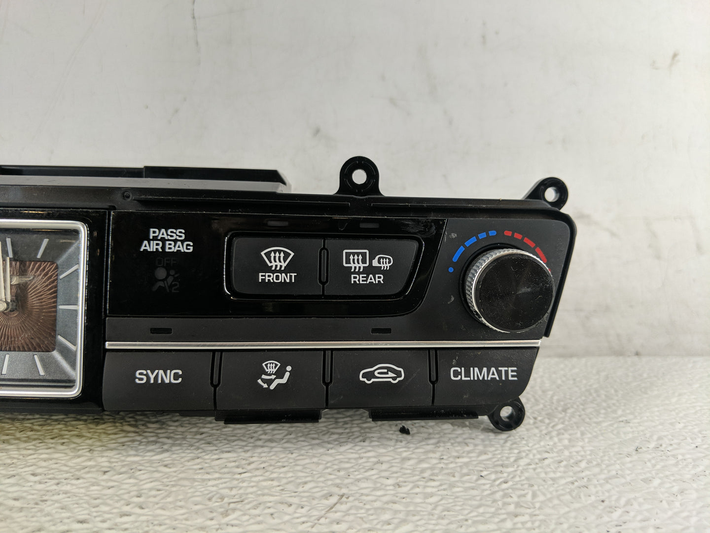 2019-2020 Genesis G80 Climate Control Module Temperature AC/Heater Replacement P/N:97250-B1ID1 Fits Fits 2019 2020 OEM Used 