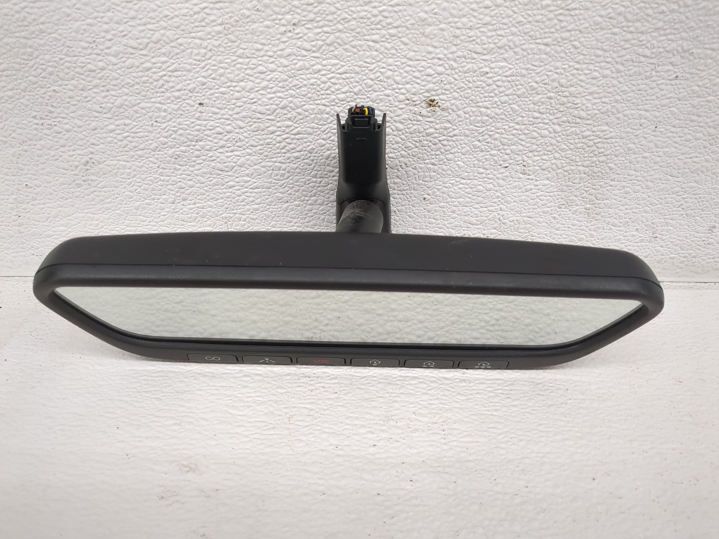 2019 Genesis G80 Interior Rear View Mirror Replacement OEM P/N:E11048602 Fits Fits 2017 2018 OEM Used Auto Parts - Oemusedau