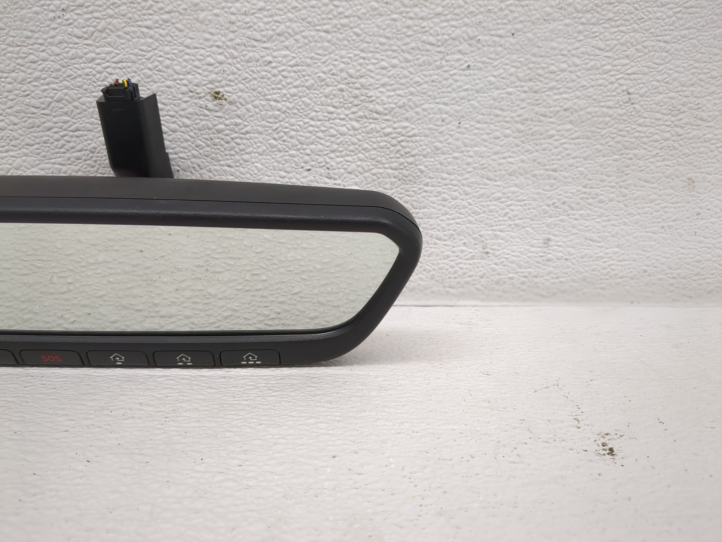 2019 Genesis G80 Interior Rear View Mirror Replacement OEM P/N:E11048602 Fits Fits 2017 2018 OEM Used Auto Parts - Oemusedau