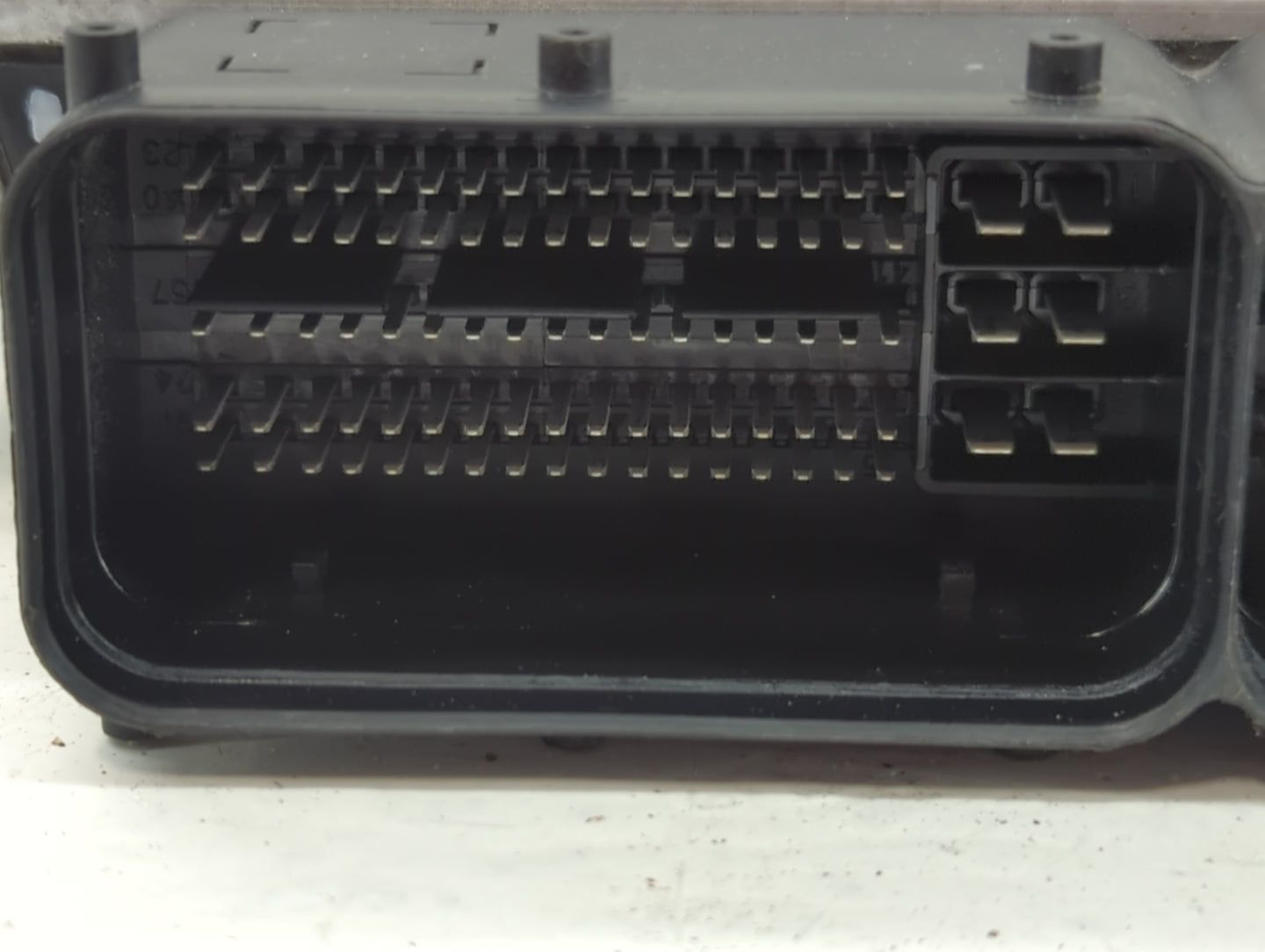 2018-2020 Genesis G80 PCM Engine Control Computer ECU ECM PCU OEM P/N:39102-3LDN0 39102-3LDN1 Fits Fits 2018 2019 2020 OEM U