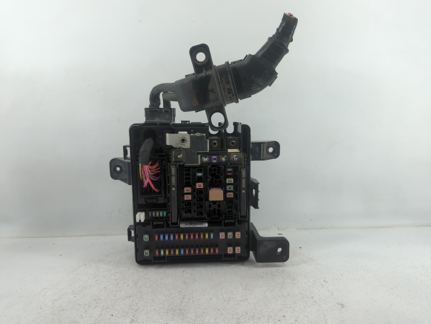 2018-2020 Genesis G80 Fusebox Fuse Box Panel Relay Module P/N:91226B1131 Fits Fits 2018 2019 2020 OEM Used Auto Parts - Oemu