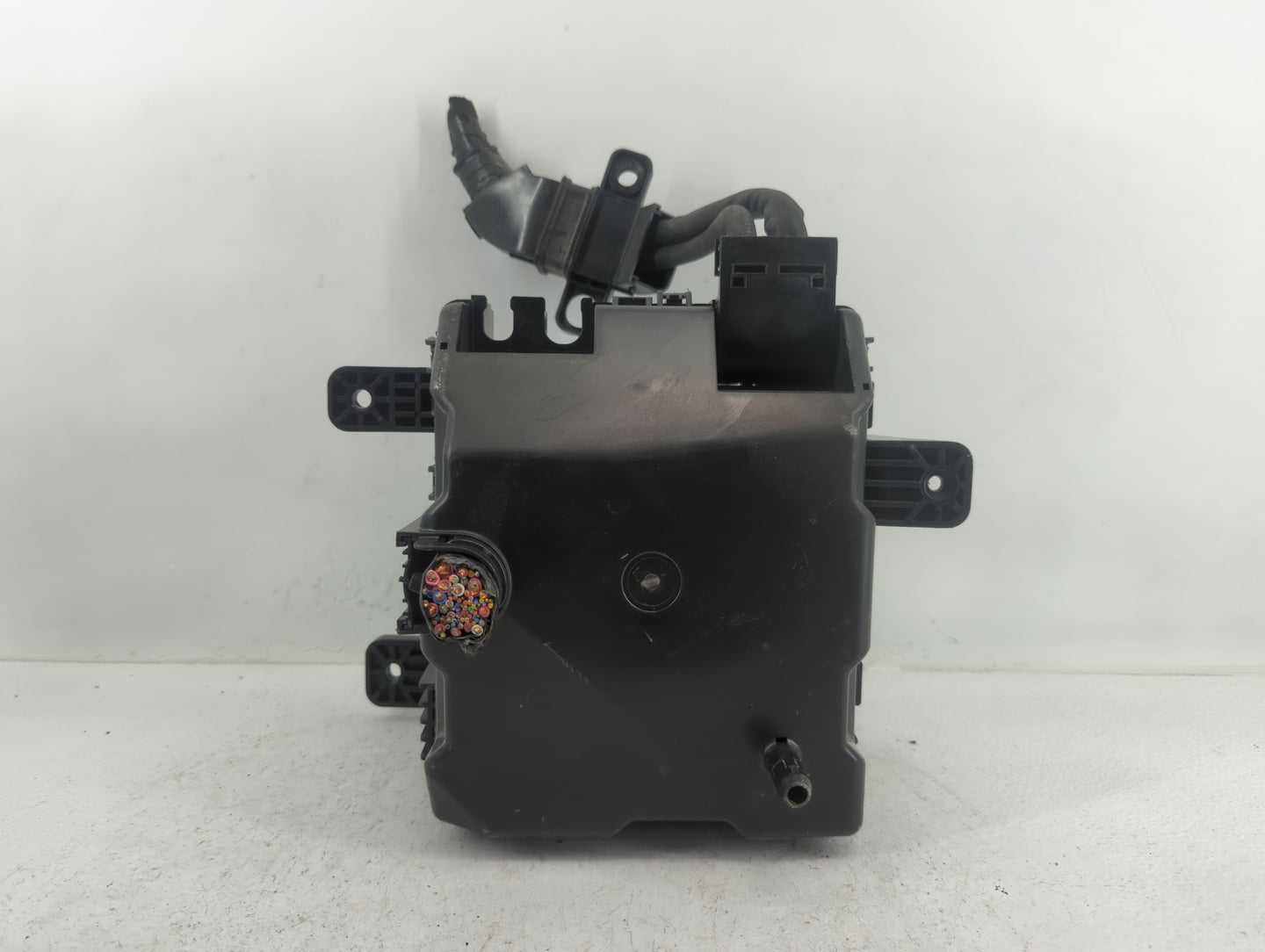 2018-2020 Genesis G80 Fusebox Fuse Box Panel Relay Module P/N:91226B1131 Fits Fits 2018 2019 2020 OEM Used Auto Parts - Oemu