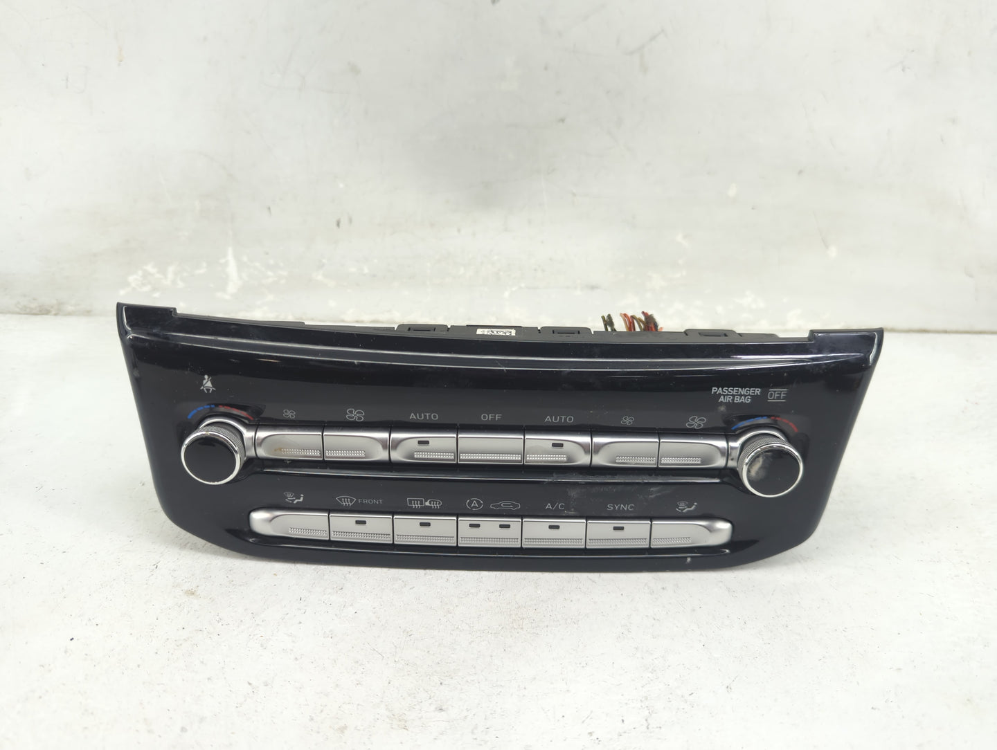 2017-2019 Genesis G90 Climate Control Module Temperature AC/Heater Replacement P/N:97250-D2150 Fits Fits 2017 2018 2019 OEM 