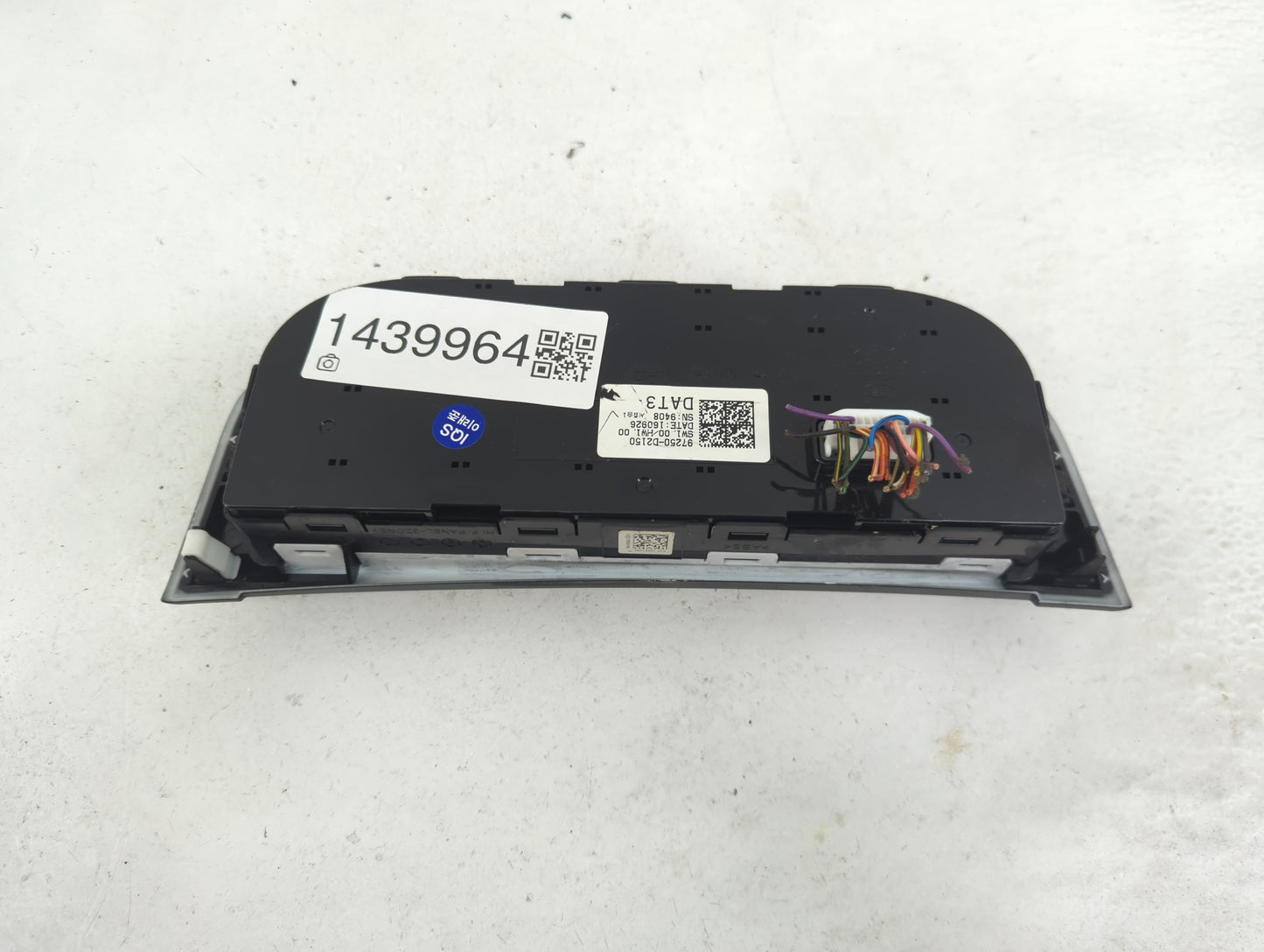2017-2019 Genesis G90 Climate Control Module Temperature AC/Heater Replacement P/N:97250-D2150 Fits Fits 2017 2018 2019 OEM 