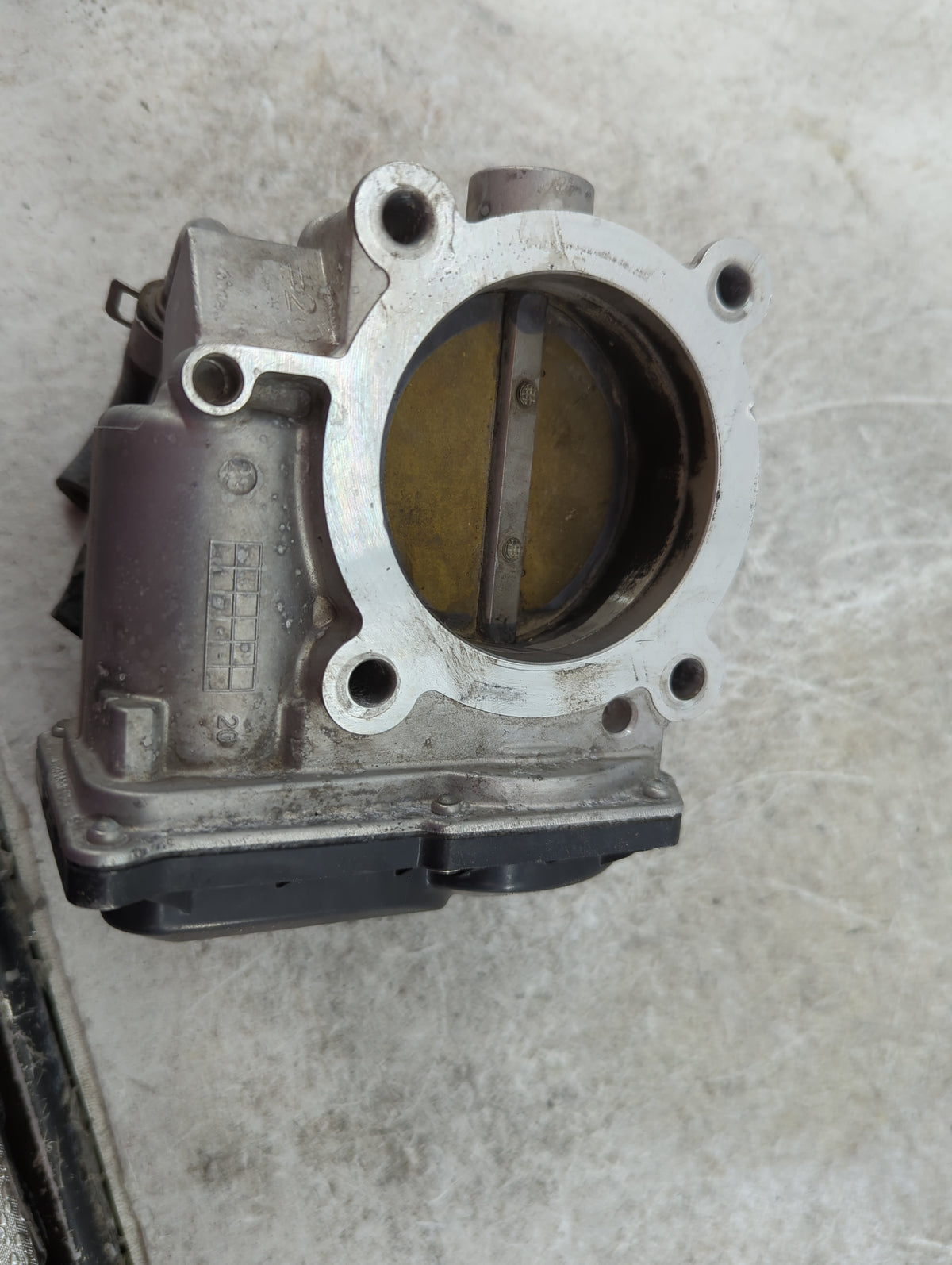 2017-2021 Genesis G90 Throttle Body P/N:35100-3L000 Fits Fits 2017 2018 2019 2020 2021 OEM Used Auto Parts - Oemusedautopart