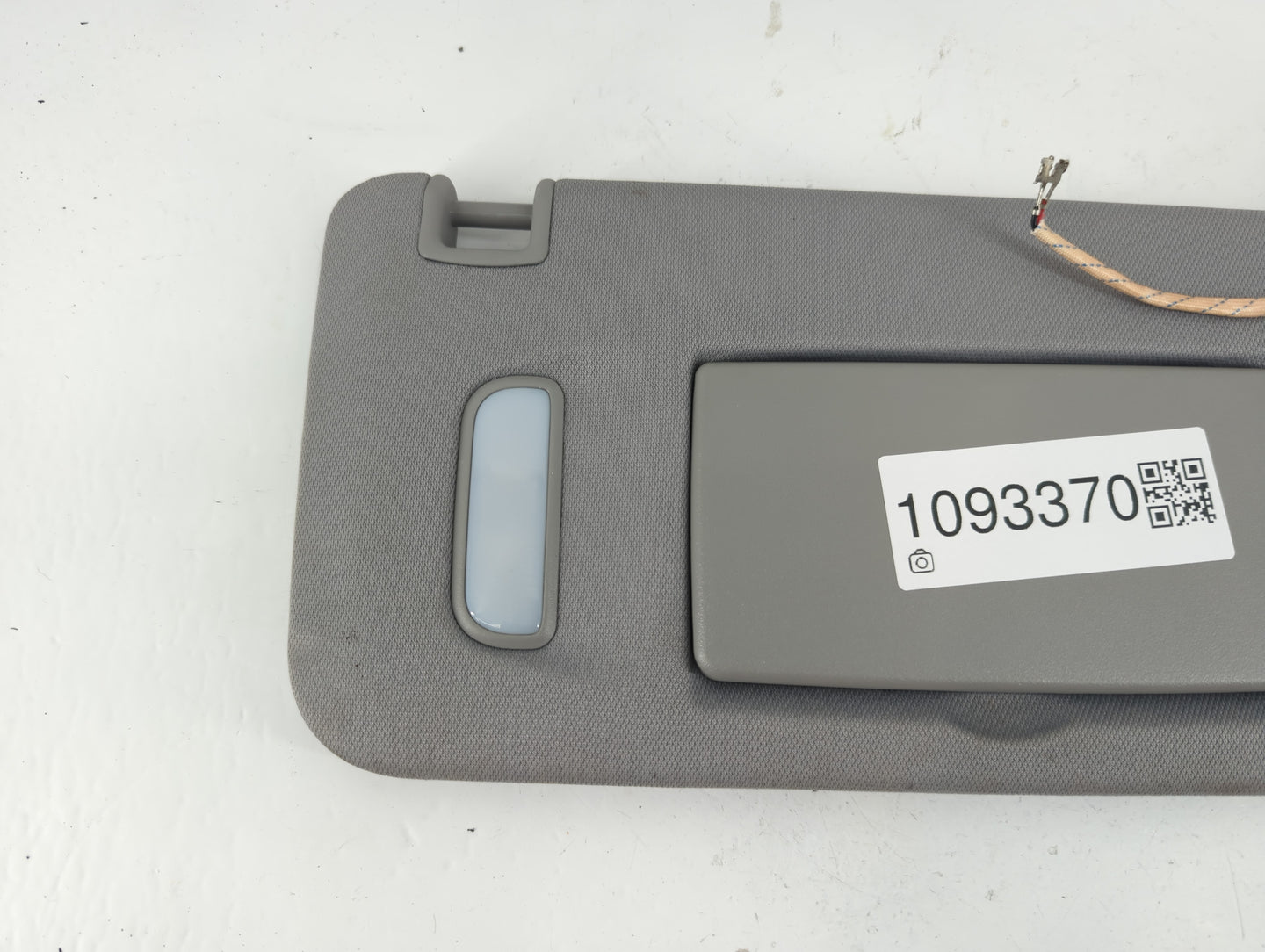 2017-2019 Gmc Acadia Sun Visor Shade Replacement Driver Left Mirror Fits Fits 2017 2018 2019 OEM Used Auto Parts - Oemusedau