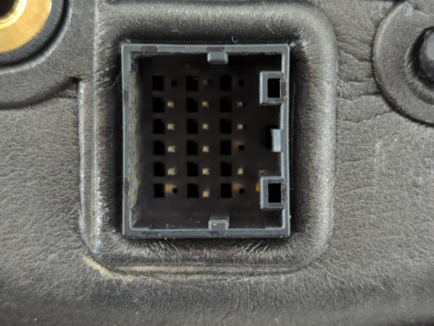 2017-2019 Gmc Acadia Driver Side View Mirror - Left Door Mirror OEM Used - Oemusedautoparts1.com