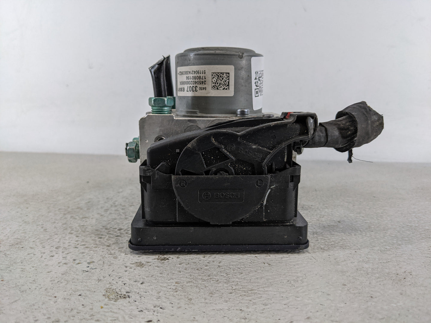 2018 Gmc Acadia ABS Pump Control Module Replacement P/N:84503307 Fits Fits 2019 2020 OEM Used Auto Parts - Oemusedautoparts1